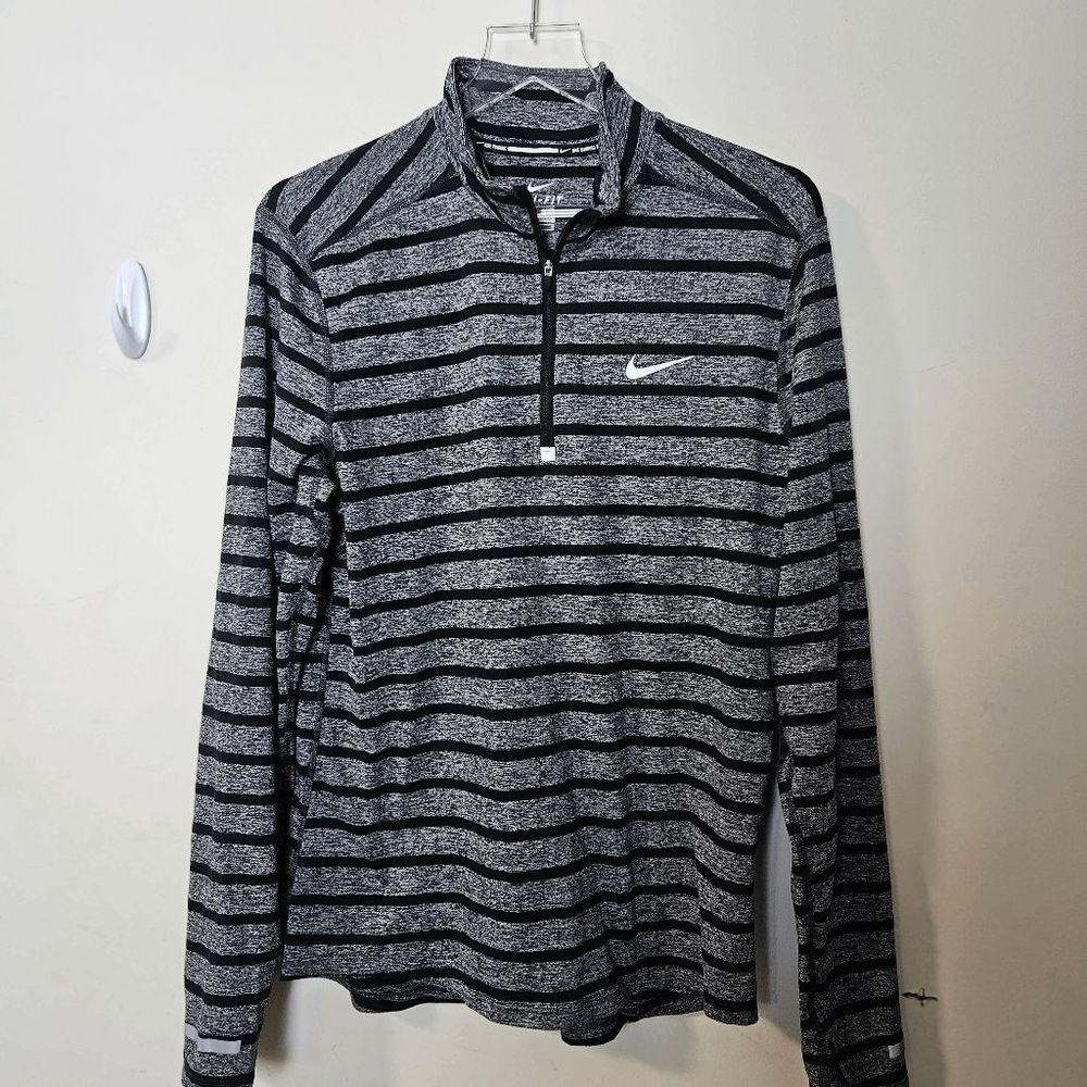 Nike Dri-Fit Element Reflective Quarter Zip long sleeve Pullover Running Shirt M